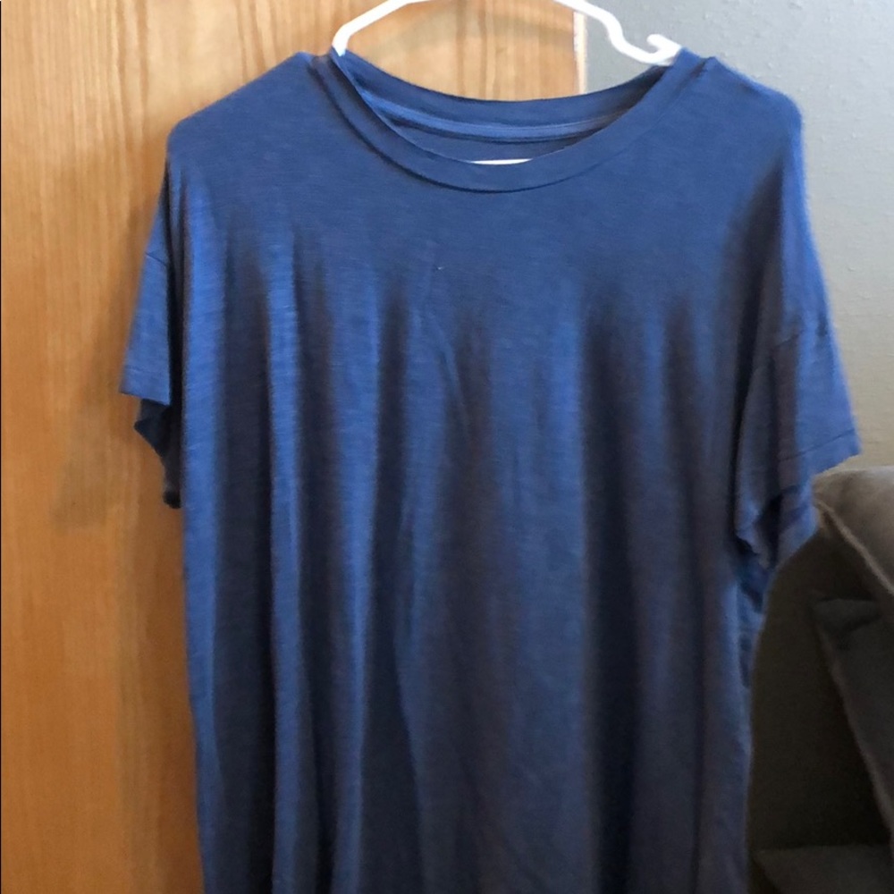 AEO shirt
